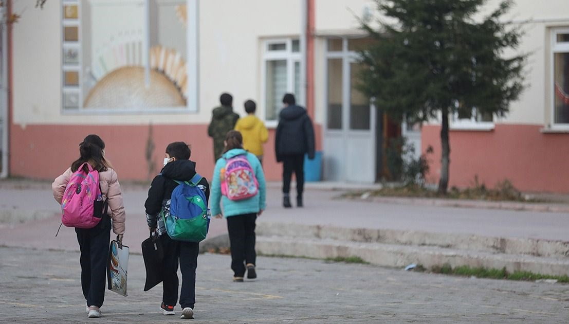 Ara tatil bitti: Okul zili bugün çalacak