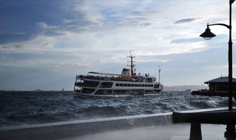 İstanbul'da bazı vapur seferleri iptal edildi