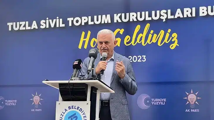 Binali yıldırım Tuzla'da sivil toplum kuruluşları ile kahvaltıda buluştu