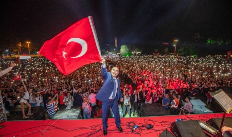 İzmir Gençlik Festivali 19 Mayıs coşkusuyla birleşiyor