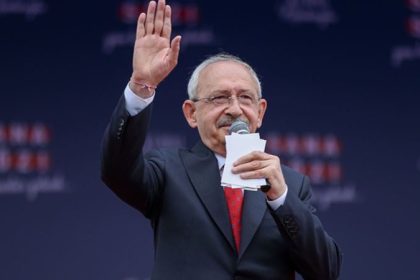 Kılıçdaroğlu, Demet Akalın'ın katıldığı AKP konserini paylaştı