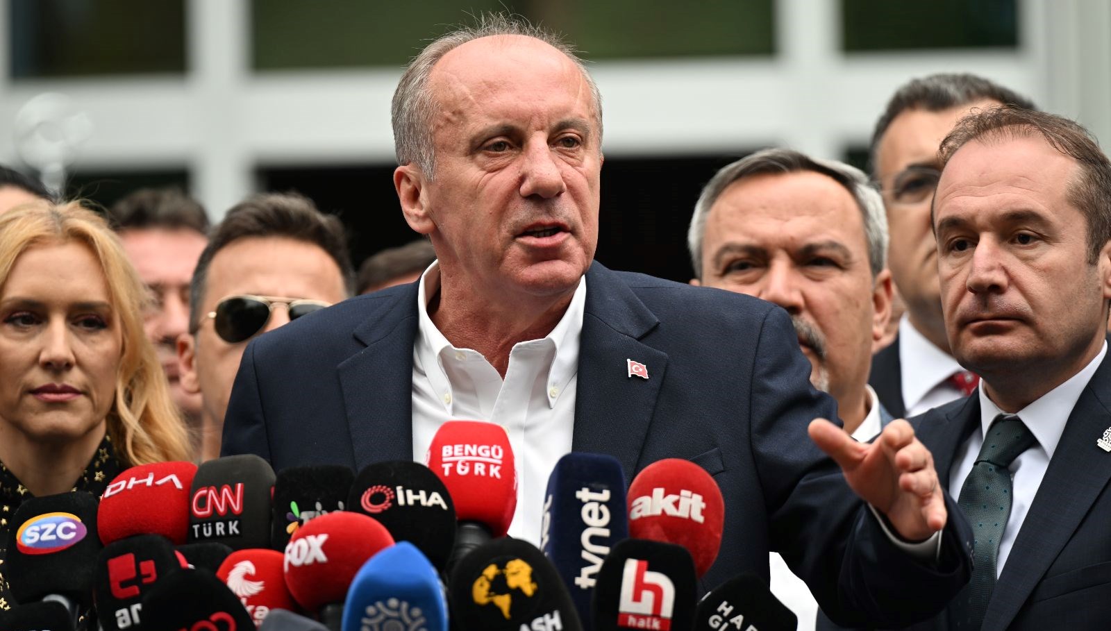 muharrem ince cumhurbaskani adayligindan cekildi F4S6DkGR