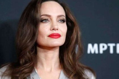 Angelina Jolie Gazzedeki Siviller Icin Yardim Cagrisinda Bulundu 4ybsozp9.jpg