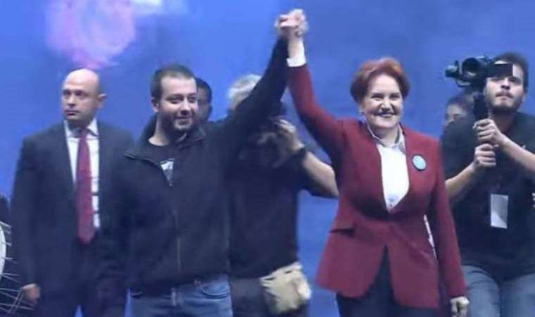 Iyi Parti Lideri Aksener Kursuye Tahliye Edilen Batuhan Colak Ile Birlikte Cikti Nebfsve6.jpg