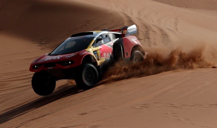 2024 Dakar Rallisi Sona Erdi Carlos Sainz Sampiyonluga Ulasti U5oyblwz.jpg