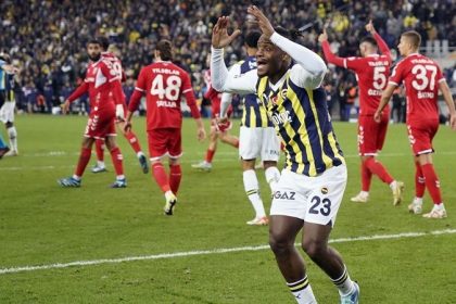 Eski Hakemler Yorumladi Iste Fenerbahce Samsunspor Macindaki Tartismali Pozisyonlar Ajpahvtf.jpg