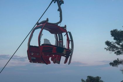 Turkey cable car accident: Scores still stranded high above mountain