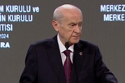 Bahçeli: Anayasa'nın ilk 4 maddesine şaşı bakanlar bizim için yok hükmündedir