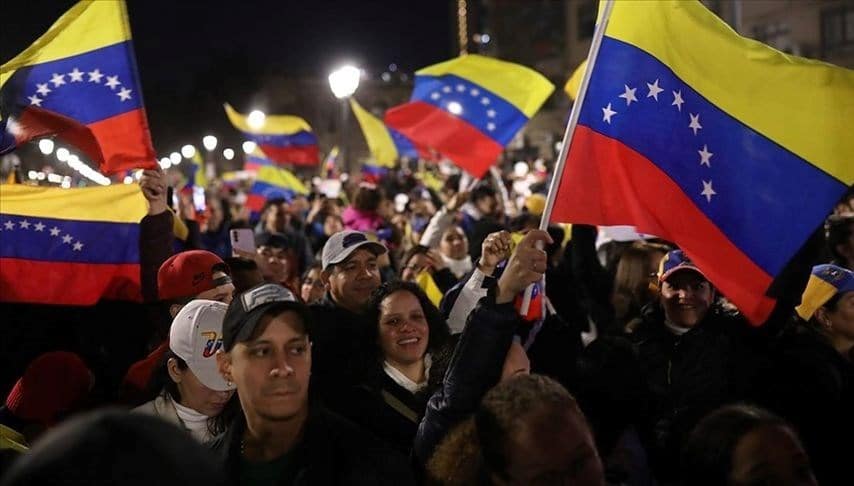 Venezuelada Muhalefet Lideri Ispanyaya Sigindi C7zidv7d.jpg