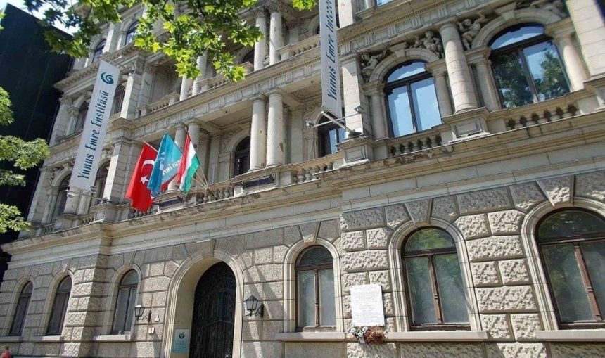 İki Türk öykücü Macaristan'da