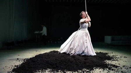 29. İstanbul Tiyatro Festivali’nden izlenimler 29-istanbul-tiyatro-festivalinden-izlenimler-cwdiNDSi.jpg