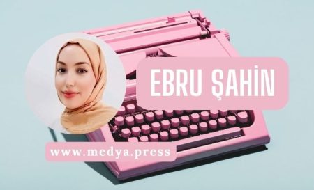 Yapay Zekânın Gölgesinde İnsan Kalmak Ebru Şahin Yazar