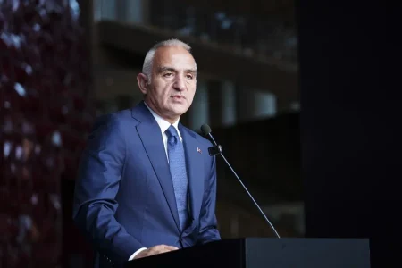 Bakan Ersoy duyurdu: Çarşamba günleri “Sinema Günü” ilan edildi N1hXMrP1506TlioDoJQdMg