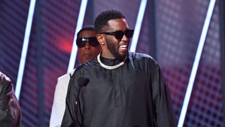 Arkadaşı anlattı: Rapçi Diddy, cezaevinde ölümden döndü arkadasi-anlatti-rapci-diddy-cezaevinde-olumden-dondu-Vga6TXvE.jpg