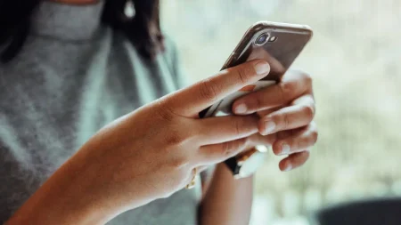 Çin’de yapay zeka kullanıcılarının sayısı iki kattan fazla arttı cinde-yapay-zeka-kullanicilarinin-sayisi-iki-kattan-fazla-artti-1yIu9R3i.jpg