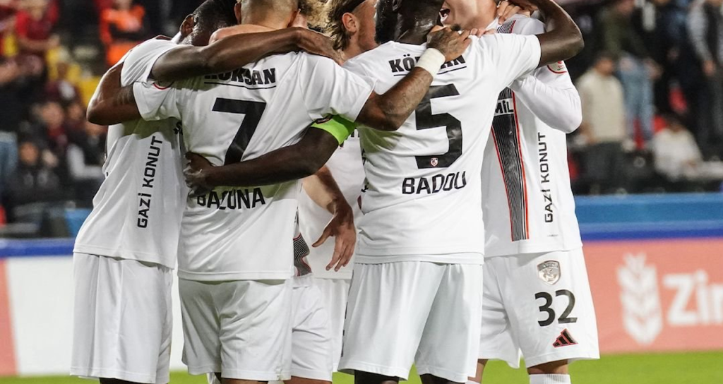 Gaziantep FK’ye 45 dakika yetti gaziantep-fkye-45-dakika-yetti-pbA3RVmn.jpg