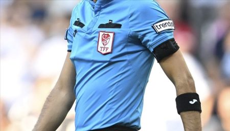 Hakemlerden TFF’ye ücret çağrısı hakemlerden-tffye-ucret-cagrisi-xwGWWrCN.jpg