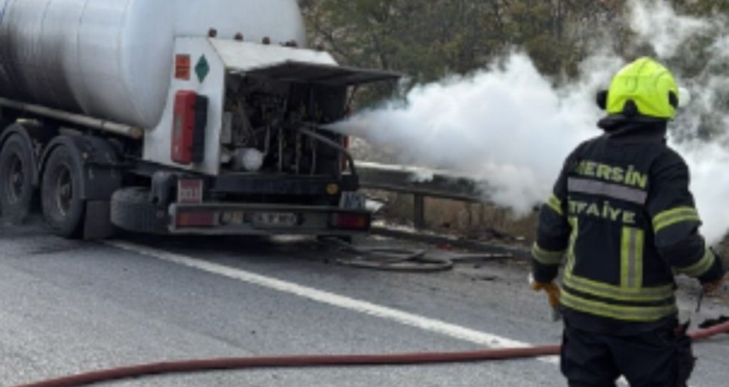 karbondioksit-tasiyan-tanker-patlamaya-ramak-kala-sonduruldu-iMnnM1nz.jpg