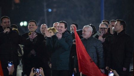 Kosova’da yeni hükümete güven oyu çıkmadı kosovada-yeni-hukumete-guven-oyu-cikmadi-rCaG4S8L.jpg