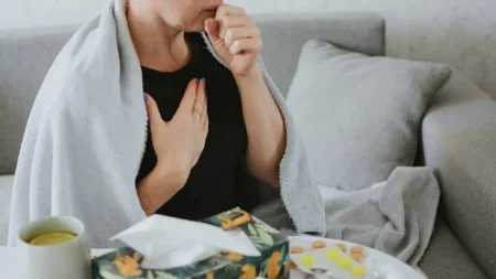 Kuru öksürüğe anında etki eden 7 doğal yöntem kuru-oksuruge-aninda-etki-eden-7-dogal-yontem-Nn7e8I8s.jpg