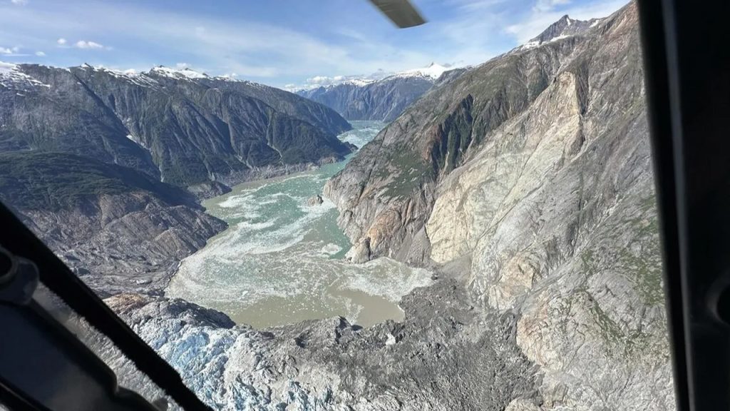 Mega tsunami dehşeti: Dalgalar 500 metre yüksekliğe ulaştı! mega-tsunami-dehseti-dalgalar-500-metre-yukseklige-ulasti-HgPJCAqW.jpg