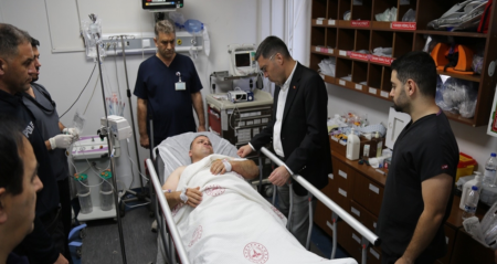 Nöbet tutan polis memuru, bıçaklandı nobet-tutan-polis-memuru-bicaklandi-6Lil17Ks.jpg