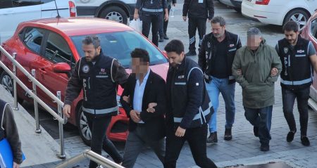 Rıza dışında kürtaj yaptıkları iddia edildi: 2 doktor gözaltında riza-disinda-kurtaj-yaptiklari-iddia-edildi-2-doktor-gozaltinda-qXqTQV7q.jpg