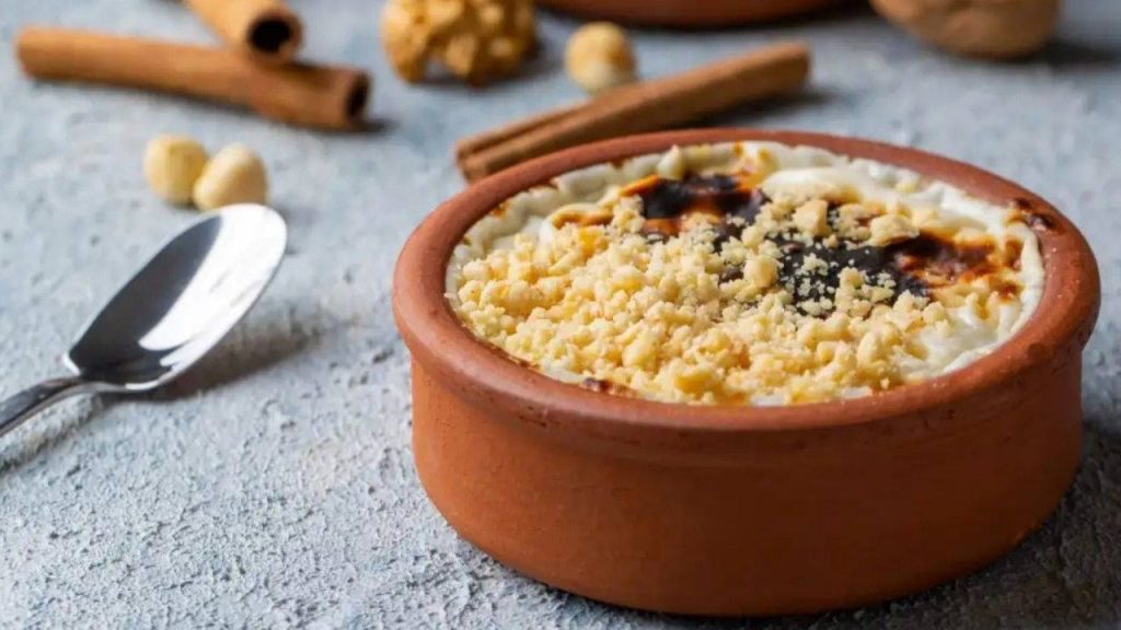 Türk mutfağının klasik tatlısı: Fırın sütlaç tarifi turk-mutfaginin-klasik-tatlisi-firin-sutlac-tarifi-XLXduBXN.jpg