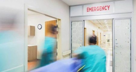 99 yaşındaki hastayı 64 saat acilde beklettiler