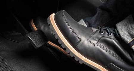 Arabamızın fren pedalı, çok az sürücünün bildiği bir işlevi gizler arabamizin-fren-pedali-cok-az-surucunun-bildigi-bir-islevi-gizler-TKBLbSbm.jpg