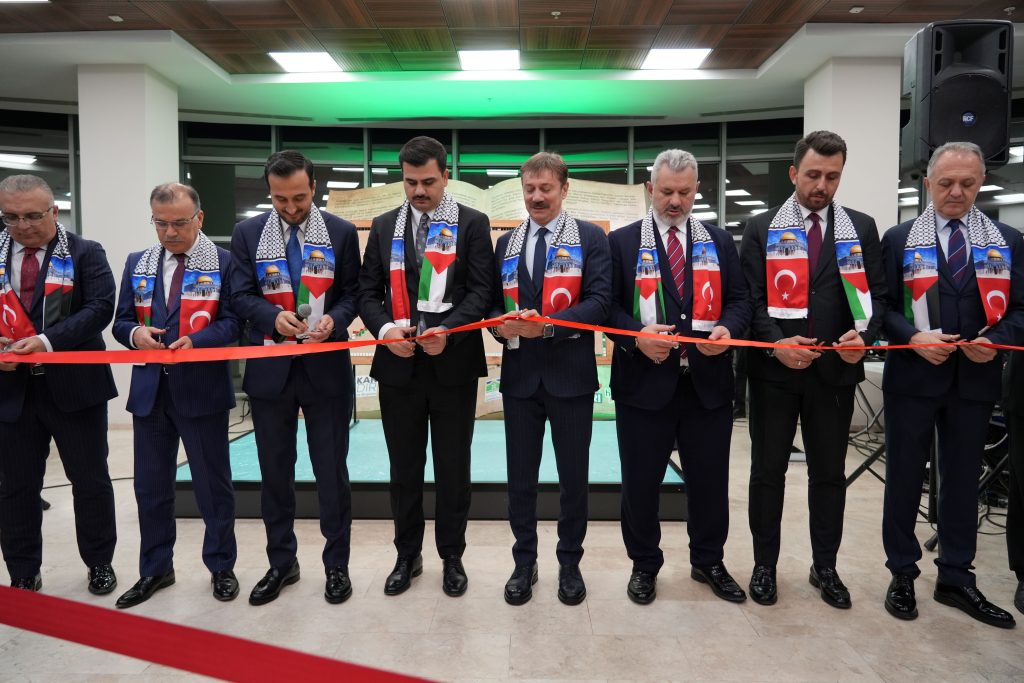 Bahcelievler ulusal kitap fuari kapilarini acti gEBkzuW9.jpg