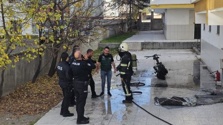 Çorum’da motosiklet yangını dokuz kişiyi hastanelik etti