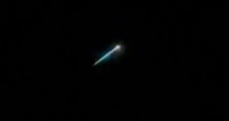 İstanbul’da gece yarısı merak uyandıran görüntü!