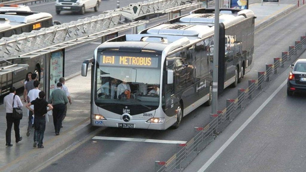 İstanbul’da metrobüs düzenlemesi…
