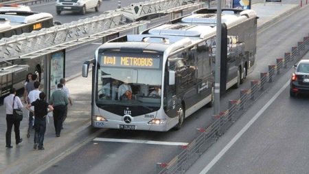 İstanbul’da metrobüs düzenlemesi…