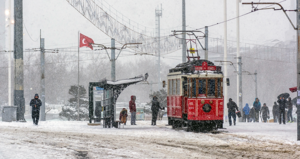 Istanbulun kar randevusu haftalar sonra fhvR91PB.jpg