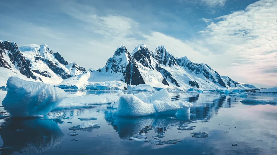 kiyamet-habercisi-antarktika-buzulu-imkansiz-bir-hizla-yok-oluyor-tvjd