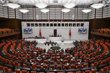 Meclis’te sandalye dağılımı değişti