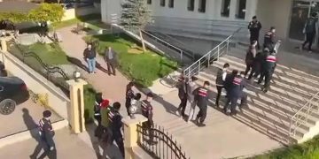 2 ilde katalogdan evlilik operasyonu nIbwHszF.jpg