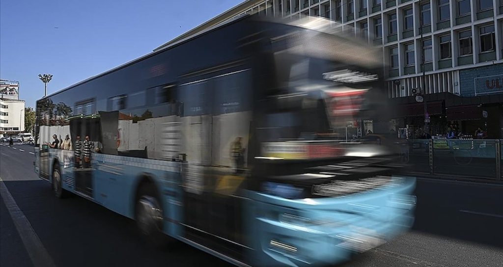 Ankara’da toplu taşımaya dev zam Ankarada toplu tasimaya dev zam Nq7CcKi6.jpg
