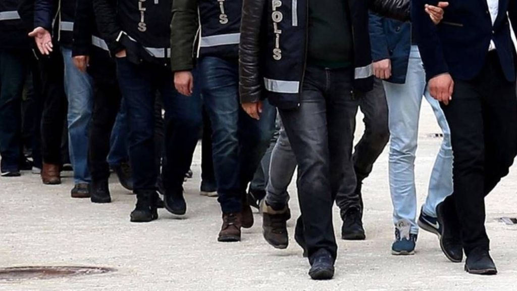 Bakanliklarda fetonun mahrem yapilanmalarina yonelik sorusturma xdLWkq6q.jpg