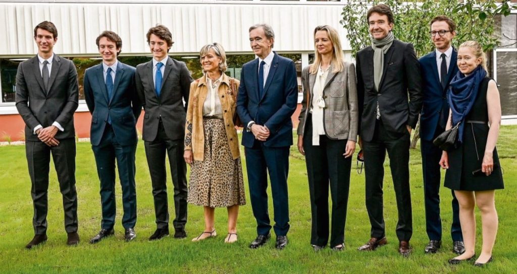 Dünyanın En Zengin Ailesi Bu Şehre Yatırımı Artırdı