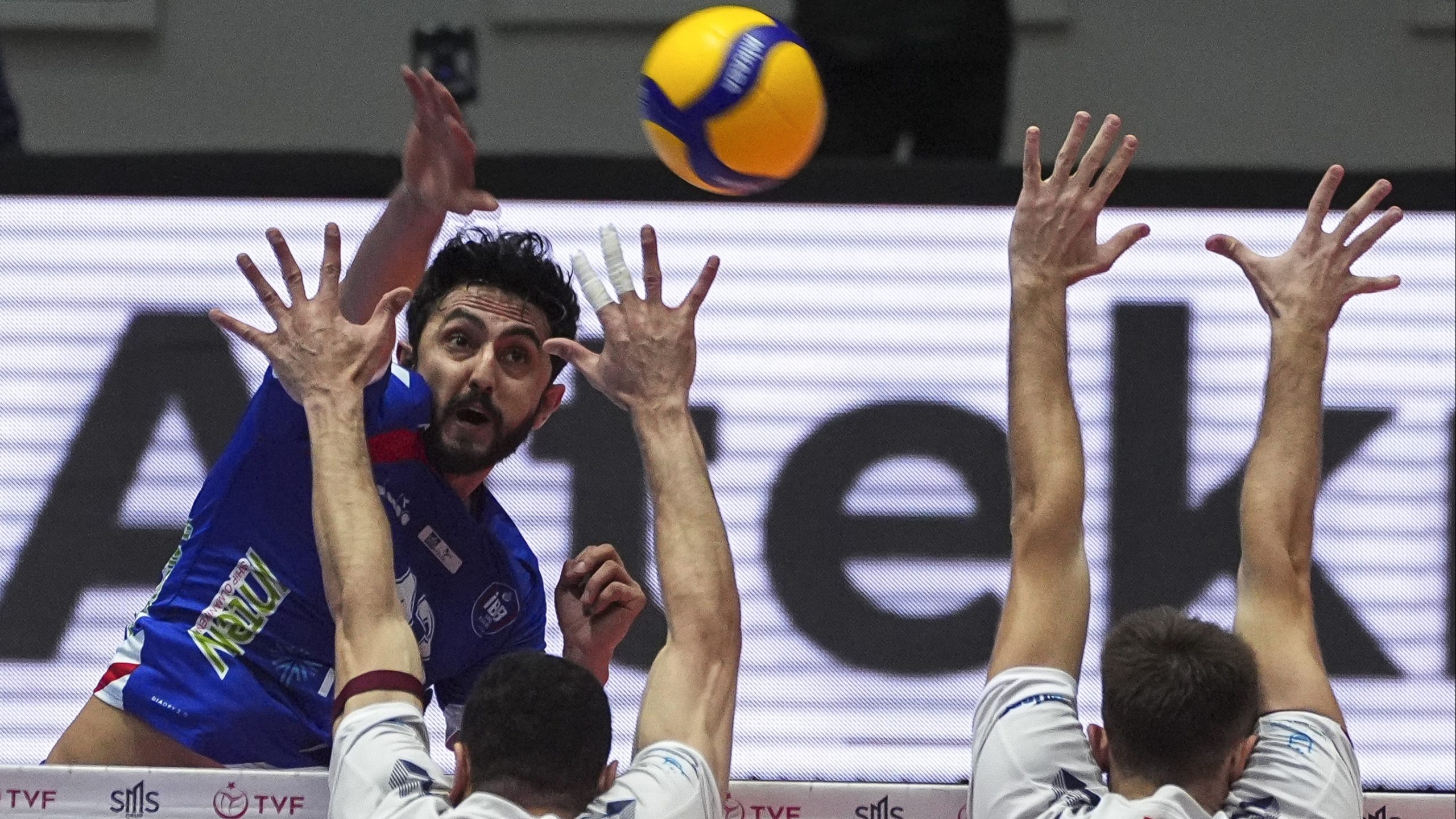 Efeler liginde sekizinci hafta basliyor whYUZ6pZ.jpg