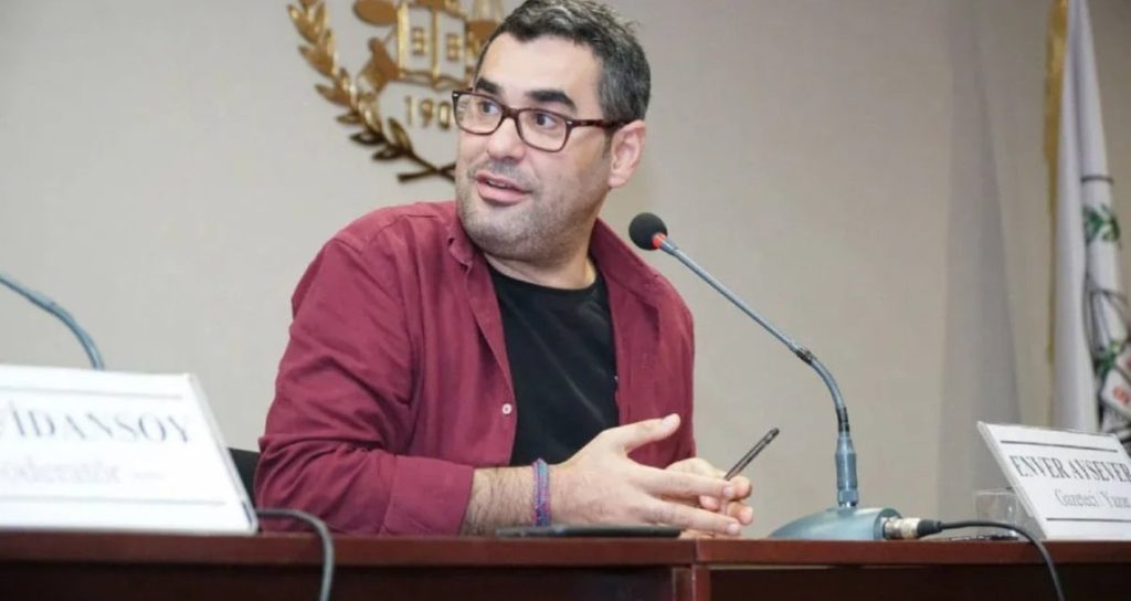 Enver Aysever tutuklama talebiyle mahkemeye sevk edildi Enver aysever tutuklama talebiyle mahkemeye sevk edildi vfiuyvvq.jpg