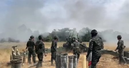 İki ülkede çatışmalar arttı, sınır geçişleri askıya alındı