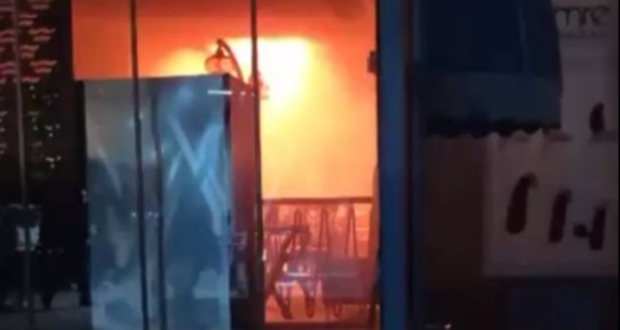 Istanbulda balik restoraninda yangin niOlkDTw.jpg