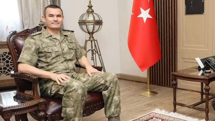 Makam aracıyla insan kaçakçılığı yapan eski tuğgeneralin cezası kesinleşti Makam araciyla insan kacakciligi yapan eski tuggeneralin cezasi kesinlesti QCXCfQUD.jpg