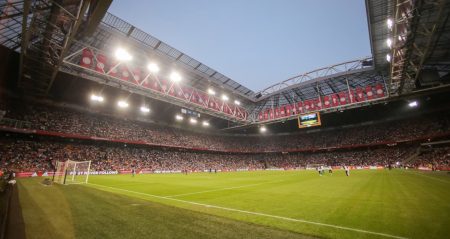 Sahaya mesale yagdi mac 5 dakikada tatil edildi 4vFuqntd.jpg