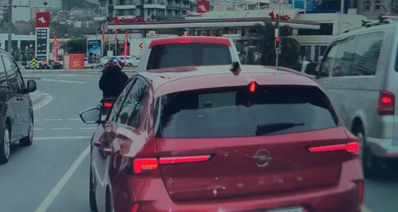 Trafikte yeni duzenleme bunu yapana 3 yil hapis cezasi verilecek mAgWRKhd.jpg