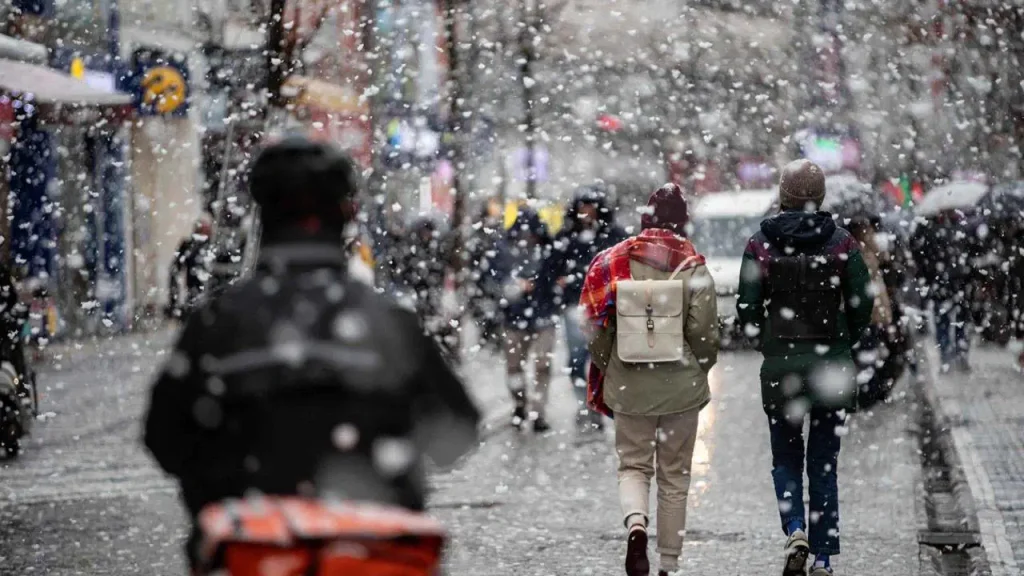 AKOM uyardı: O ilçelerde etkili olacak!